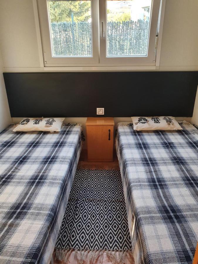 Mobil Home Dans Camping Saillagouse Zewnętrze zdjęcie
